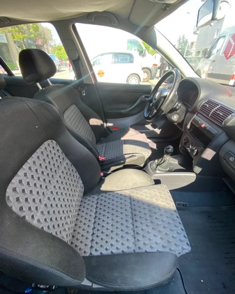 Seat Leon cena 6500 przebieg: 260000, rok produkcji 2002 z Warszawa małe 22
